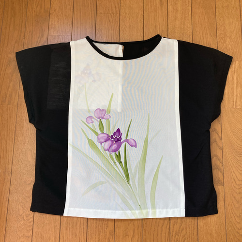 着物リメイク　花菖蒲　絹　薄緑　おしゃれ 着物リメイク 花菖蒲 絹 薄緑 おしゃれ - メルカリ