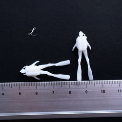 3Dフィギュア 模型 レジン封入パーツ ダイバー 3個セット 7枚目の画像
