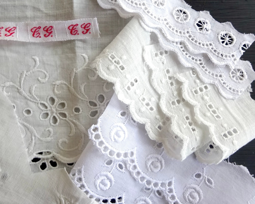 フランスアンティーク　赤刺繍　アンティークスタイ　レース フランスアンティーク 赤刺繍 アンティークスタイ レース その他