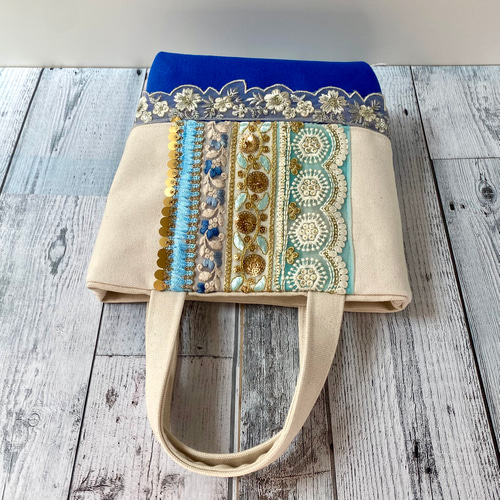 美しい透け感ブルーのインド刺繍トートバッグ【Sサイズ】 トートバッグ