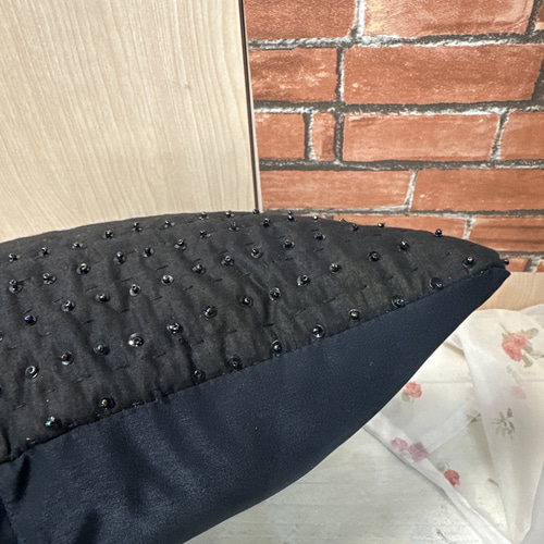 クッションカバー 刺繍 ビーズ カンタキルト 40cmx40cm クッション