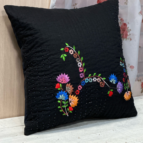 クッションカバー 刺繍 ビーズ カンタキルト 40cmx40cm