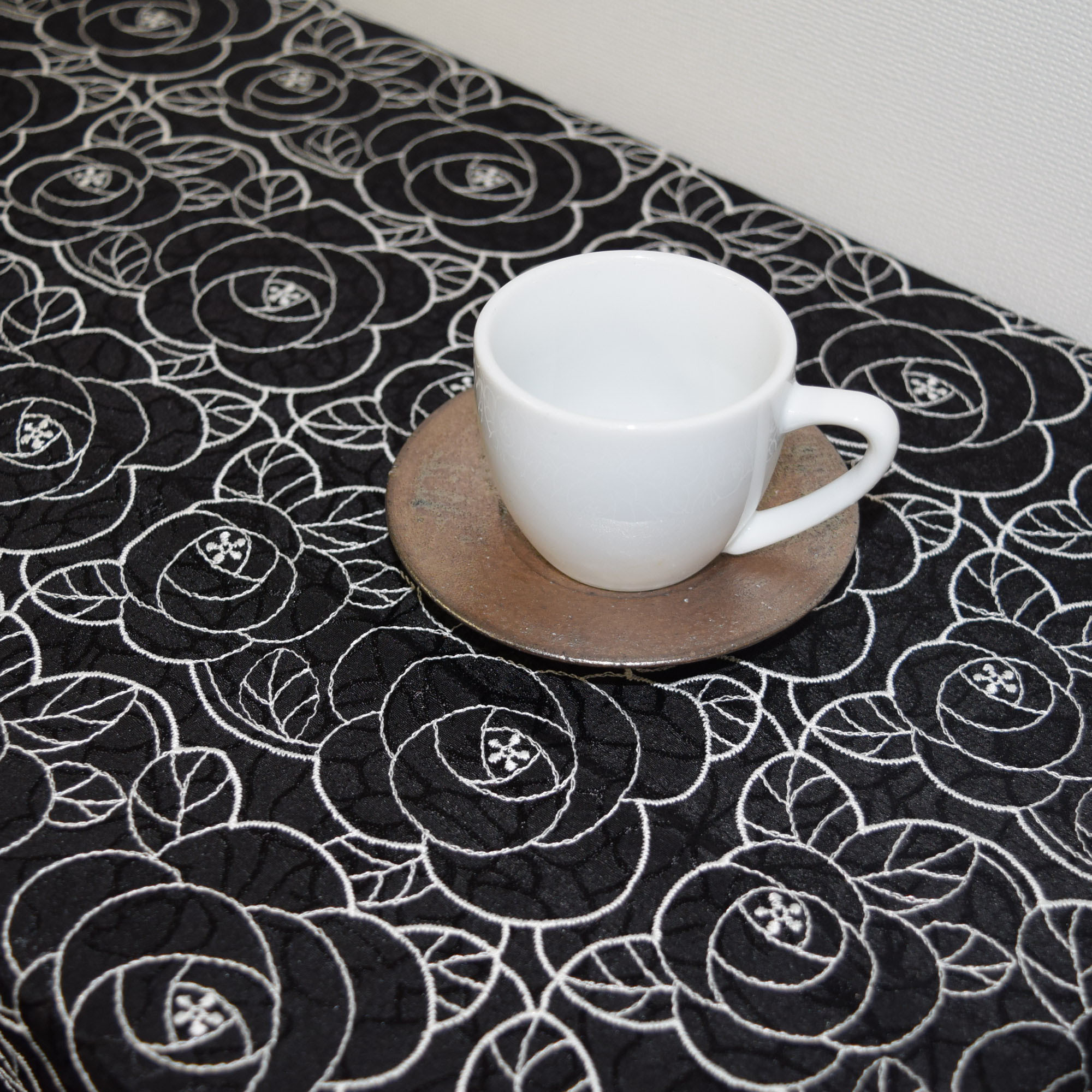 風呂敷　ふろしき  Royal lace  Rose　ブラック×ホワイト　ポリエステル100％　70cm幅