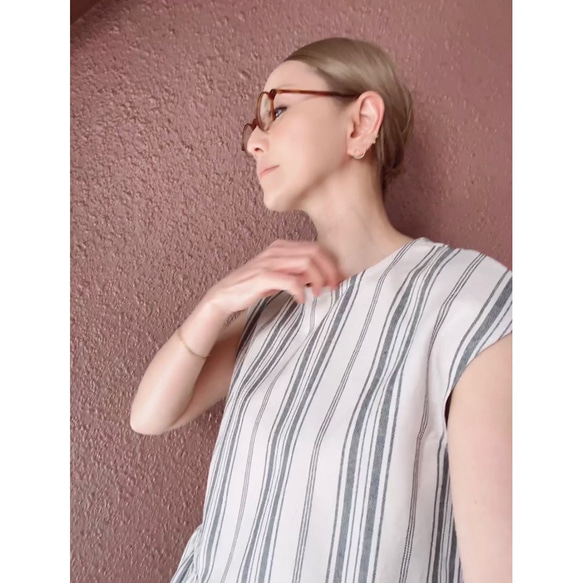 RATA❤️選擇你的長度和尺寸❣️優雅而少女❤️條紋上衣❤️厚亞麻混紡❤️ 第9張的照片