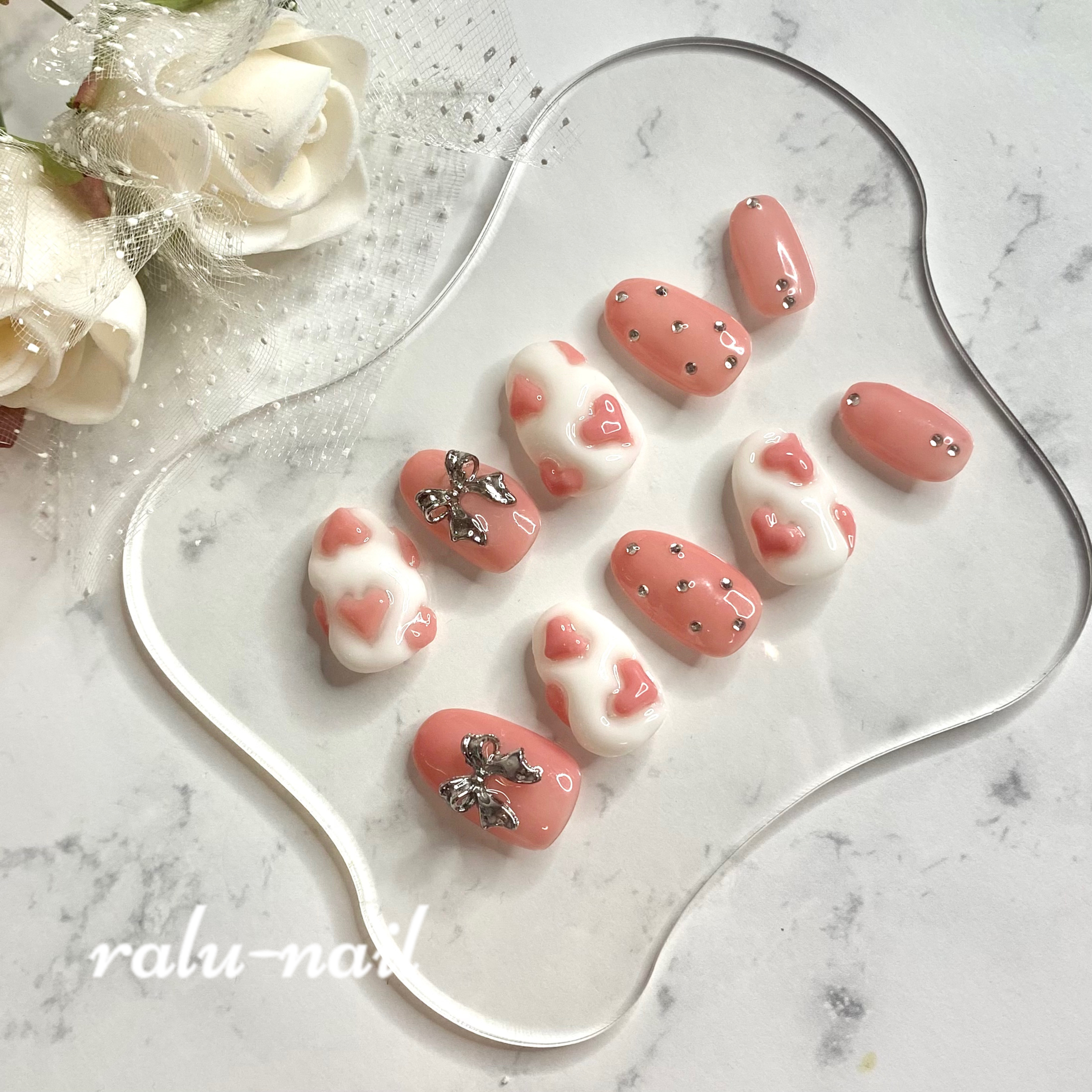 ネイルチップ　ハンドメイド ♡ぷっくりハートのニットネイル♡