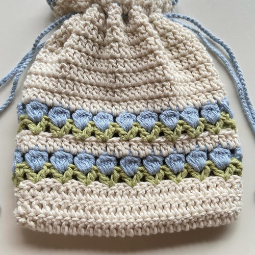 チューリップ 巾着 ポーチ 手編み ハンドメイド 花柄 ポーチ momo 通販