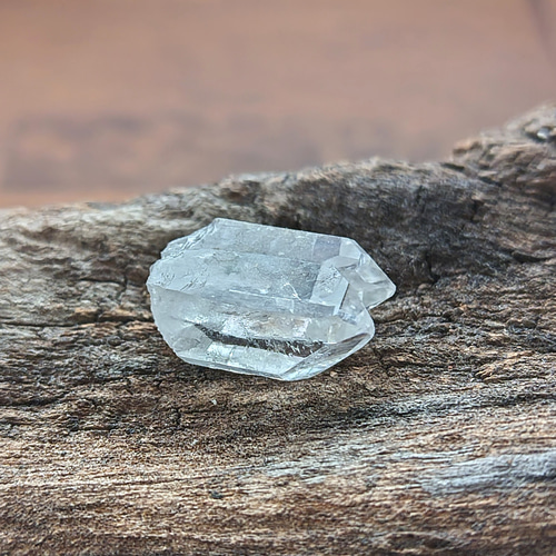 双子水晶① 天然石 Momo 通販 17620850｜Creema(クリーマ)