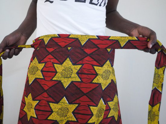 キテンゲ巻きスカート（イエローグリーンリーフ）★ケニアで愛される布「キテンゲ」使用。アフリカンプリント★ 7枚目の画像