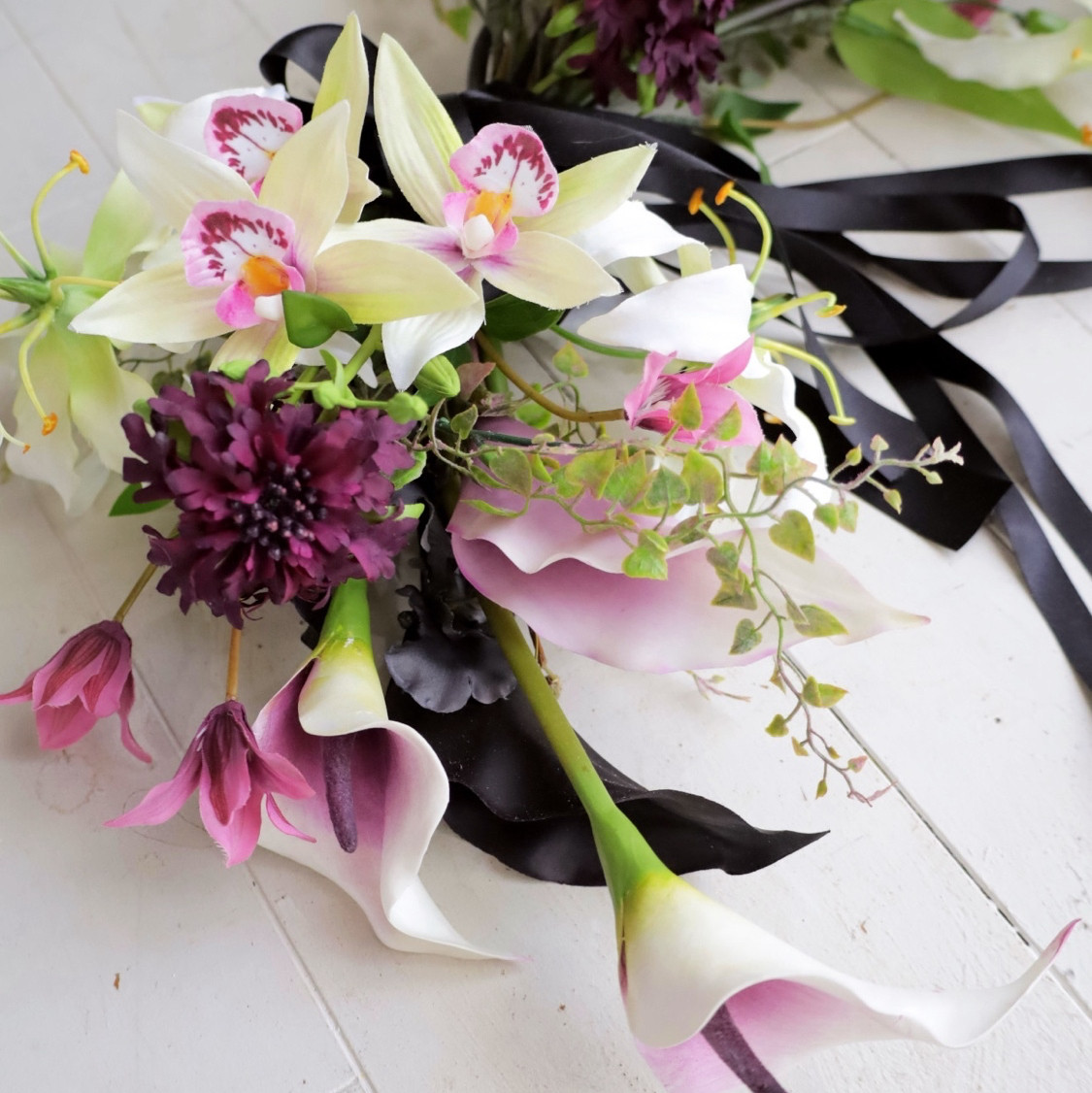 【個性が光るキューピッドブーケ】おしゃれ ウエディングブーケ 前撮り カラードレス カラー シンビジウム