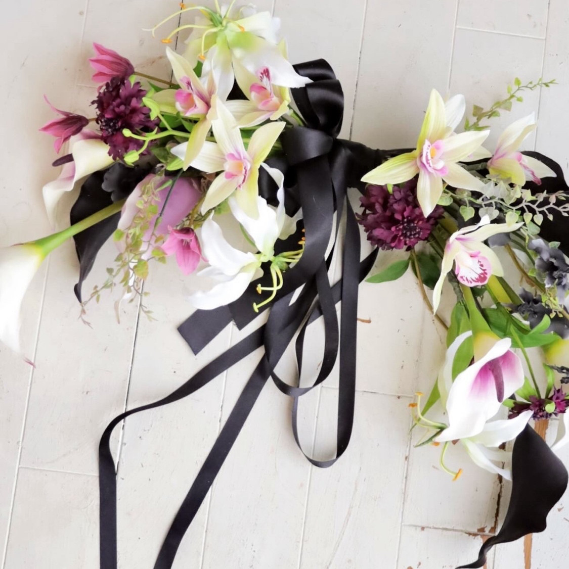 【個性が光るキューピッドブーケ】おしゃれ ウエディングブーケ 前撮り カラードレス カラー シンビジウム