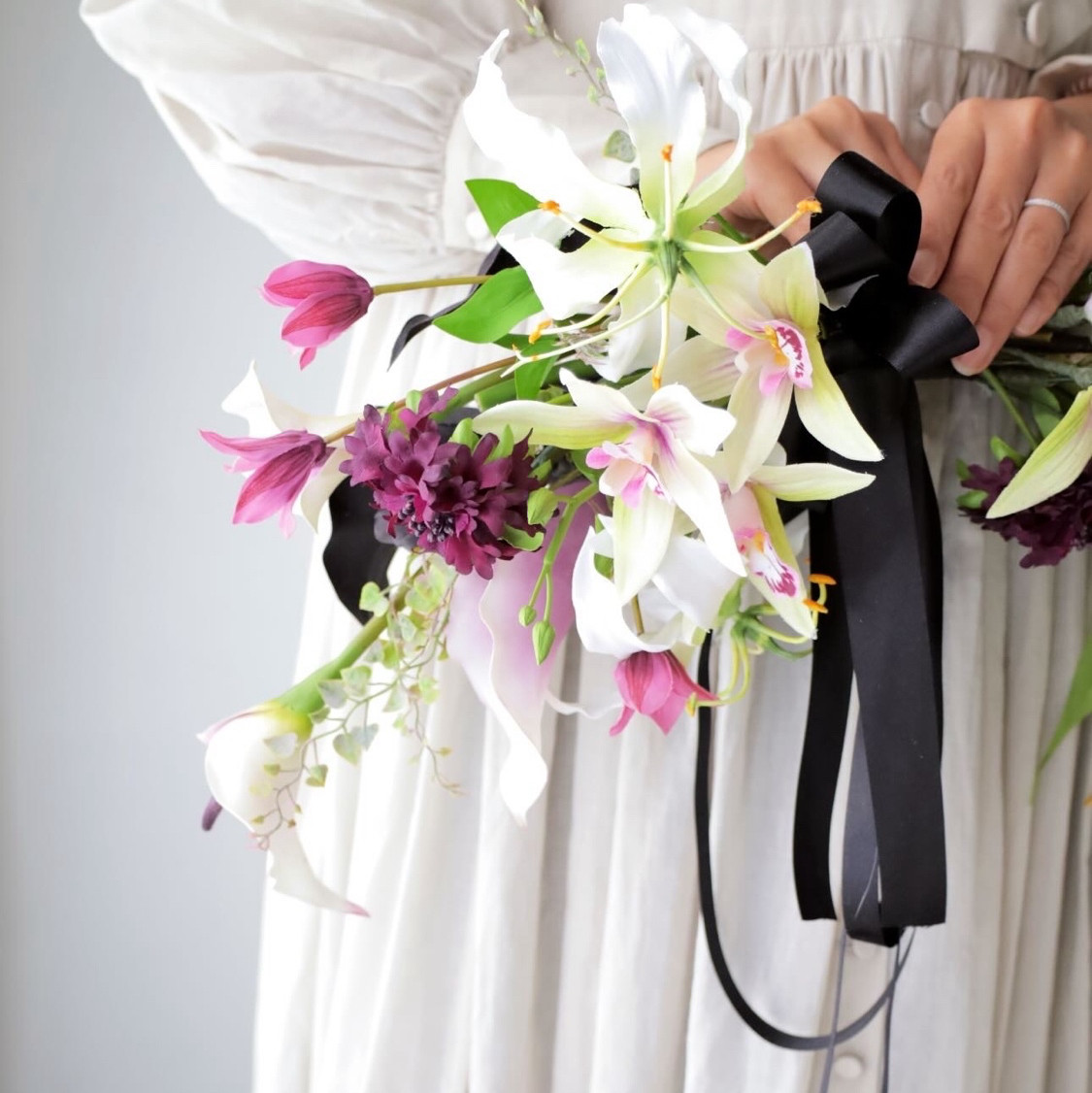 【個性が光るキューピッドブーケ】おしゃれ ウエディングブーケ 前撮り カラードレス カラー シンビジウム