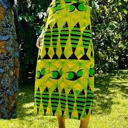 キテンゲ巻きスカート（フィッシュイエロー）★ケニアで愛される布「キテンゲ」使用。アフリカンプリント★ 3枚目の画像