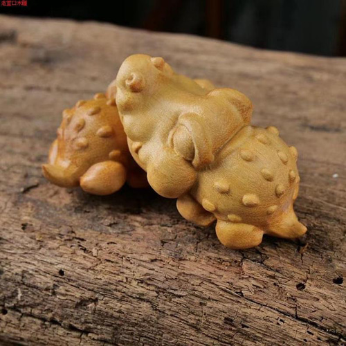木彫鰐置きもの