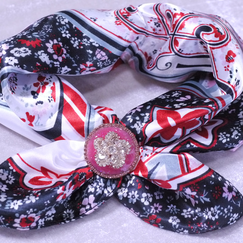 ヴィンテージ　JYOTO　ピッチャー　スカーフ留め3点　スカーフ 計5点おまとめ pink ＊ 宝石ボタン ＊ スカーフ留め 《 スカーフクリップ 》 その他