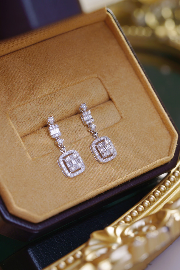 天然ダイヤモンドピアス0.8ct k18 ピアス（スタッド・一粒