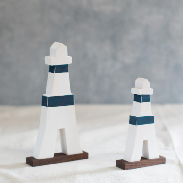 灯台 オブジェ Ｂタイプ Ｌサイズ２色 木製 マリン インテリア 海 夏 サマー 手描き 雑貨 サーフ 西海岸 5枚目の画像
