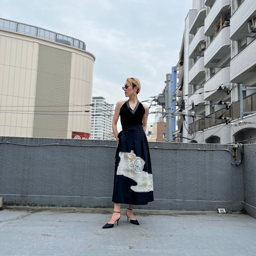 黒留袖リメイク　巻きスカート 黒留袖リメイク ロング巻きスカート フリーサイズ 一点もの