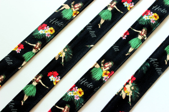 【新品】尤克里裡琴背帶與木槿花套裝 Ukuhappy 原創草裙舞女孩印花夏威夷雜貨 第4張的照片