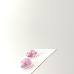 ガラスのひと粒ピアス　【桜貝】　サージカルステンレス　ピンク　桜　涼しげ 5枚目の画像