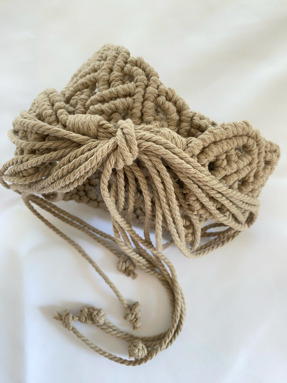 手作りマクラメベルト Macrame Belt Tutorial】マクラメベルトの簡単な作り方を紹介し