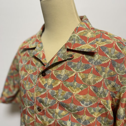 着物リメイク 鳥柄のアロハシャツ メンズLサイズ 1枚目の画像