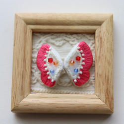 konpeito蝶々（アカ）耳飾り【イヤリング】オーガンジー刺繍アクセサリー 2枚目の画像