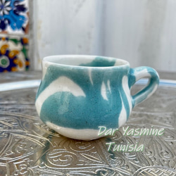 ハネンさんの地中海陶器　小さめマグカップ　優しさあふれるホワイトブルー　カムファ CFWT2 1枚目の画像