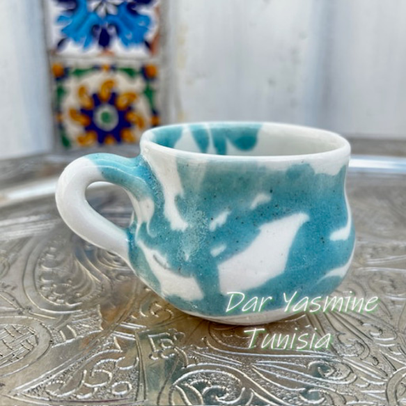 ハネンさんの地中海陶器　小さめマグカップ　優しさあふれるホワイトブルー　カムファ CFWT2 3枚目の画像
