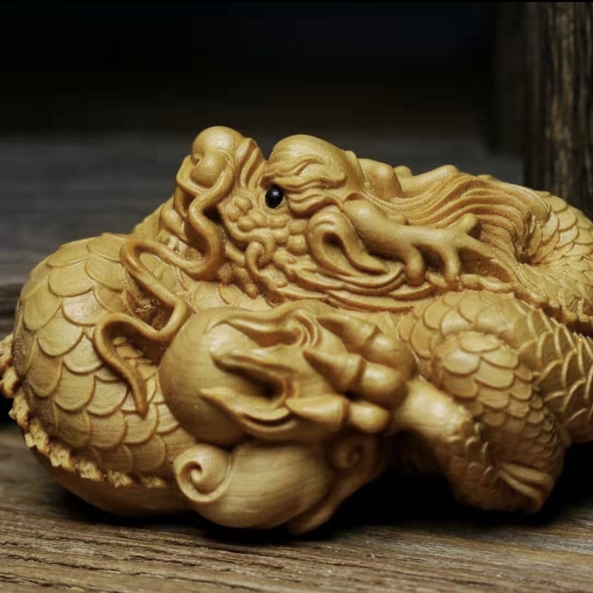 2024年干支龍根付 細密木彫 一刀彫 リアル繊細彫刻(龍/竜/辰 2024年干支龍根付 細密木彫 一刀彫 リアル繊細彫刻(龍/竜/辰
