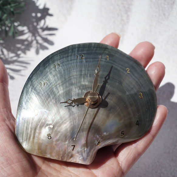 黒蝶貝による海の時を刻む置き時計 5枚目の画像