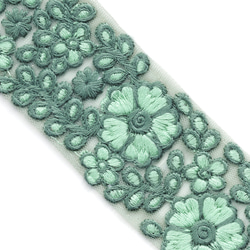 [ 433 ] 緑 グリーン 花柄 幅:4.5cm インド刺繍 リボン 1枚目の画像