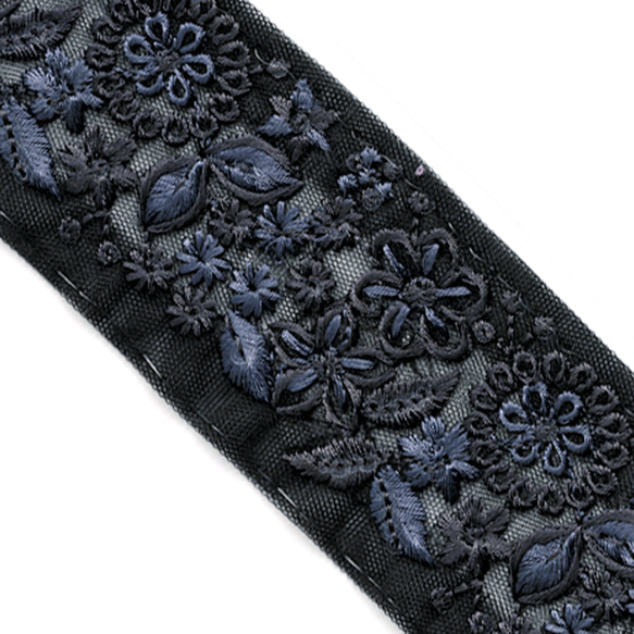 [ 483 ] 黒 ブラック 花柄 幅:4.5cm インド刺繍 リボン 1枚目の画像