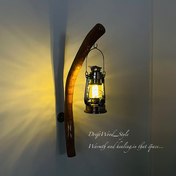 流木インテリア ランプや小物を飾れる天然流木の壁掛けスタンド ランタン 置物 北欧 照明 自然 N9 8枚目の画像
