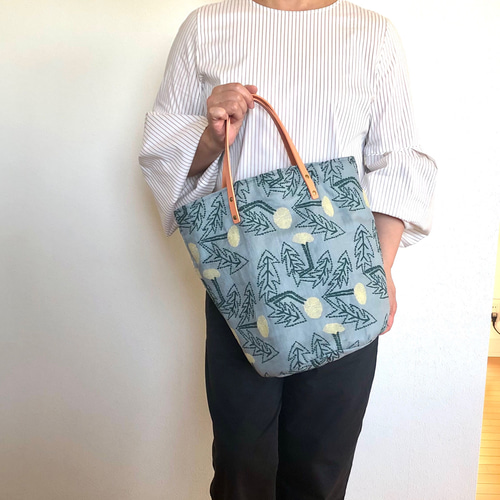 ハンドメイド＊forest tileトートバッグ minaperhonen