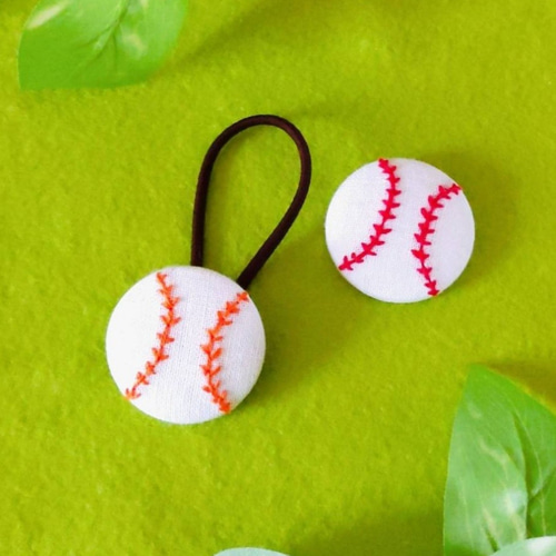野球ボール18個　刺繍ハンドメイド　ヘアゴム 野球ボールヘアゴム刺繍ハンドメイド☆