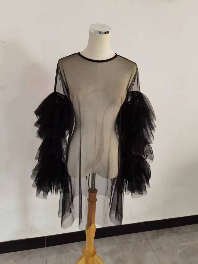 送料無料！抜群のおしゃれ見えカーディガン(ボレロ) ソフトチュール ラッフルフリル 長袖　演奏会/音楽会