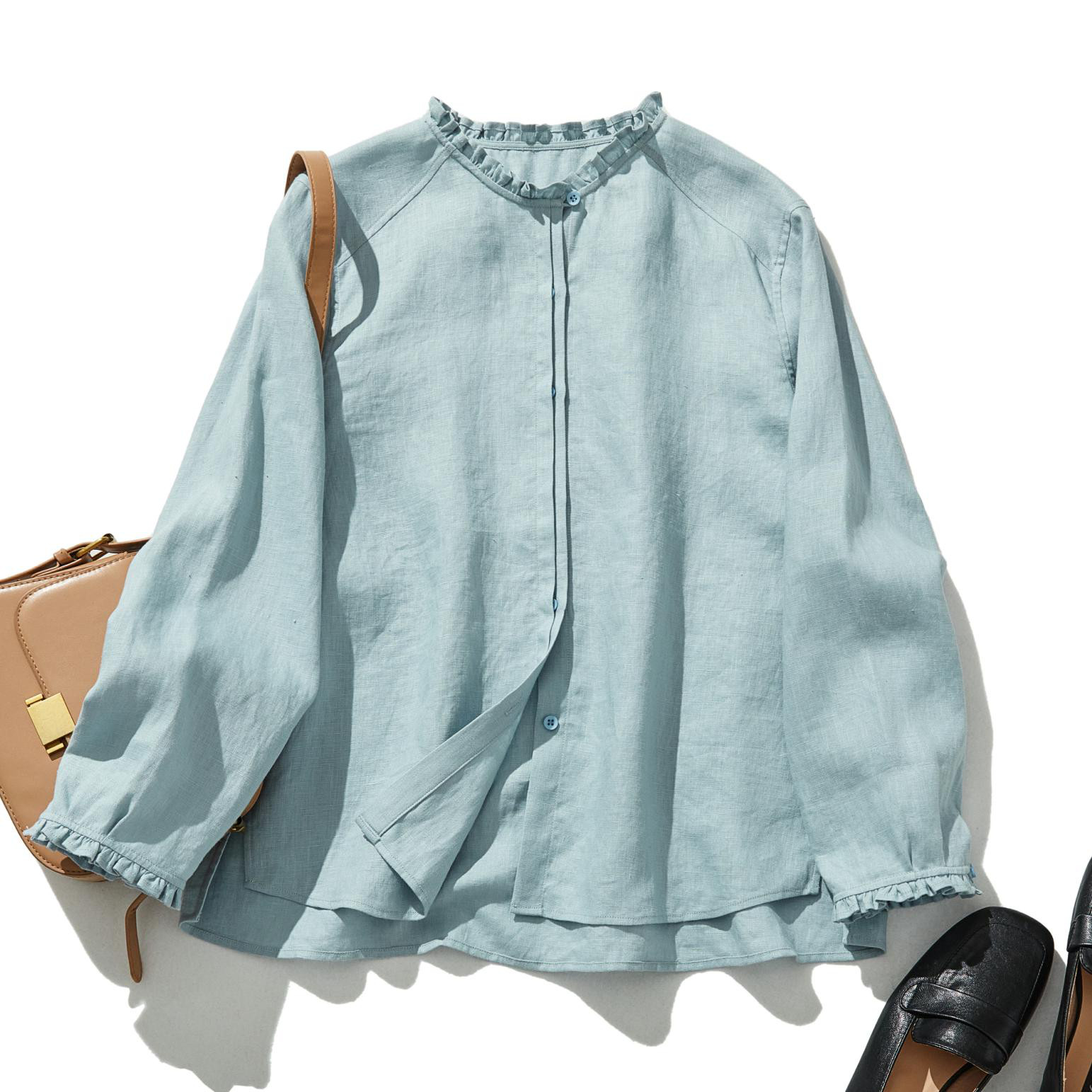 ★即納★前立てのディテールが目を惹くリネンフリルブラウス  リネン100％　薄水色　240409-2