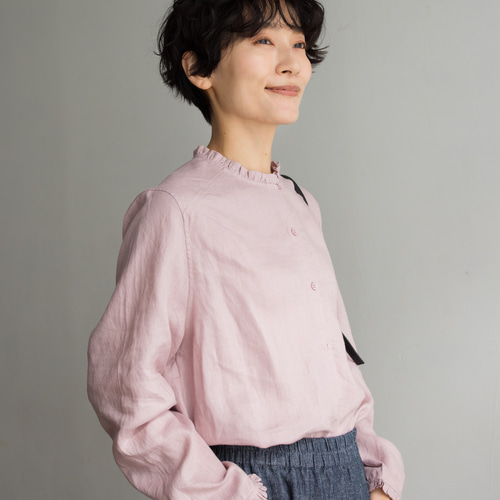 新品未開封品♡Creema　fall-in＆co　ブラウス　　リネン100% 前立てのディテールが目を惹くリネンフリルブラウス リネン100