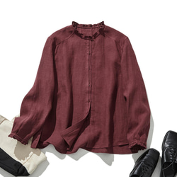 亞麻荷葉邊襯衫，帶有引人注目的門襟細節 100% 亞麻 深紅色，略帶紫色調 240409-5 第1張的照片
