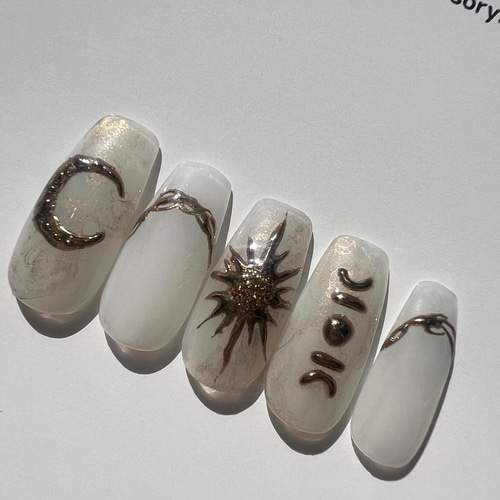 ムーンネイル その他アート Nail Design Suzu 通販 17624536｜Creema