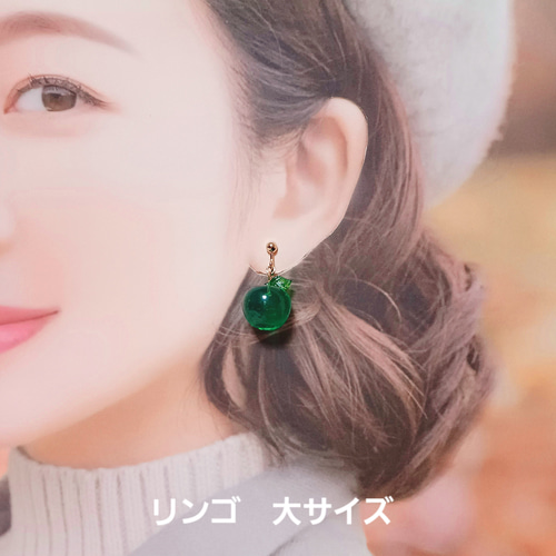 ロイヤル ブルームーンストーン ピアス Pt900 プラチナ 4mm