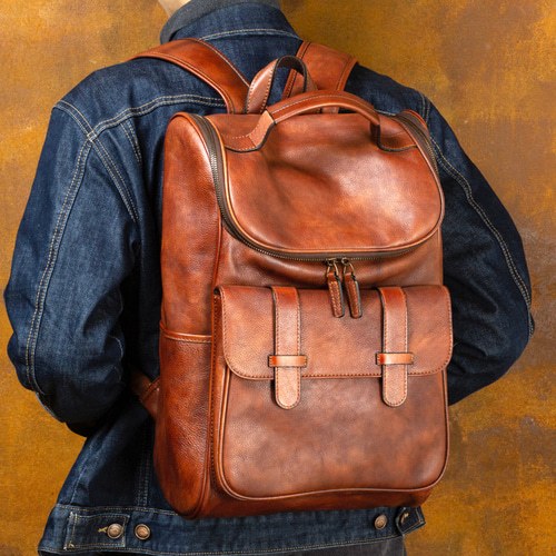 美品　ダンヒル　シグネチャー　総柄　レザー　リュック　茶色 美品 ダンヒル シグネチャー 総柄 レザー リュック 茶色 訳アリ