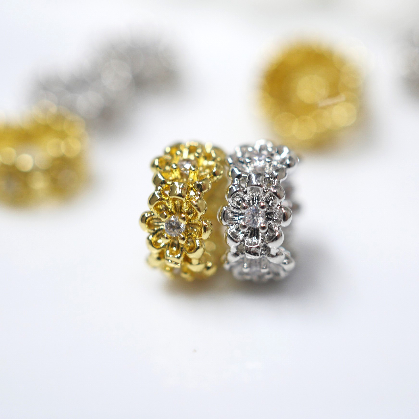 NO.13】真鍮 ロンデルジルコニア付 花柄スペーサー アクセサリー