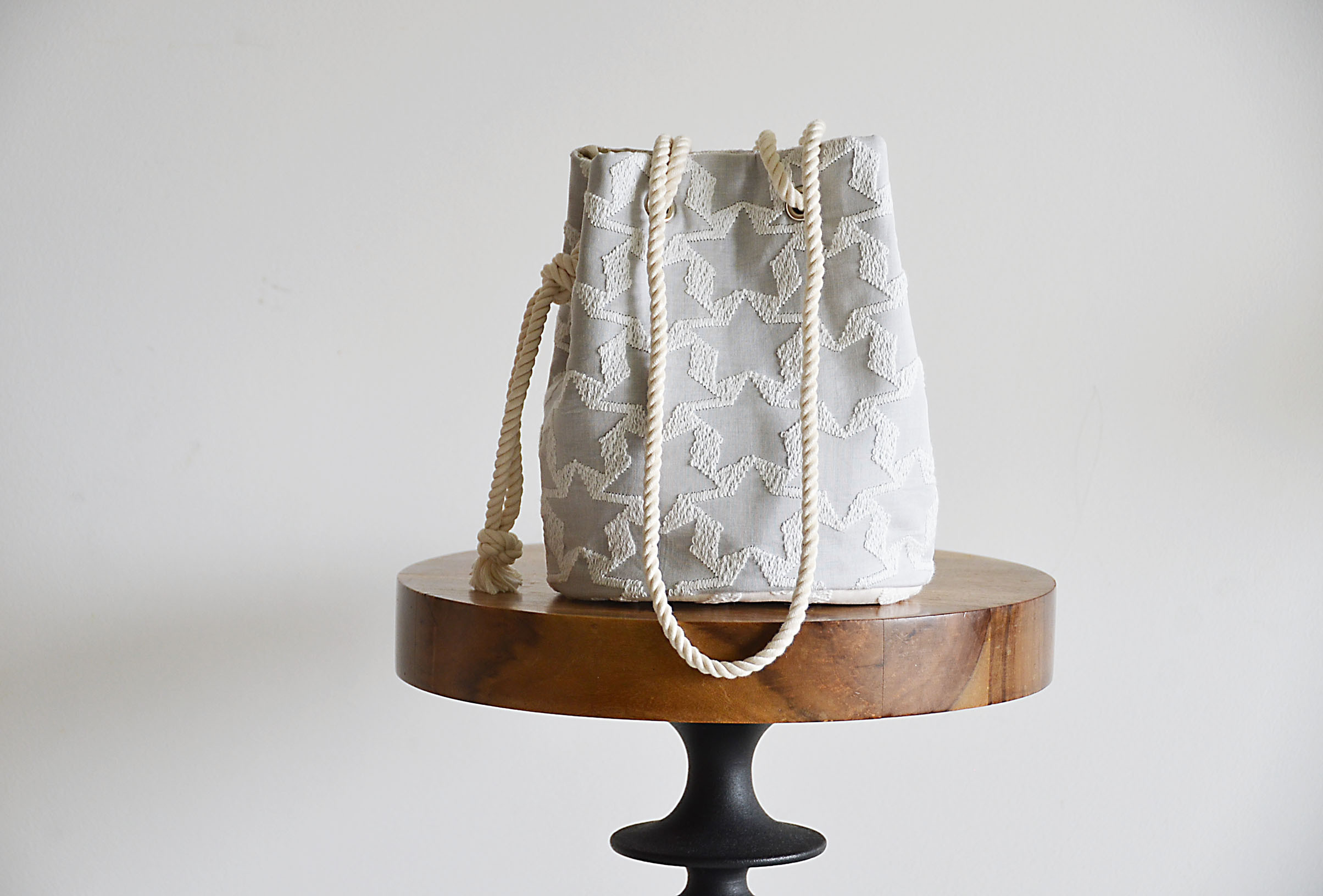 最後の1点!オーガンジー スターポシェットマリンバッグ ホワイト　浴衣にも◎　ミニショルダー