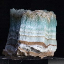 ミルフィーユ的美造形 パステルカラー 天然 アラゴナイト39g天然石 鉱物 標本｜アフガニスタン ヘルマンド州産 9枚目の画像