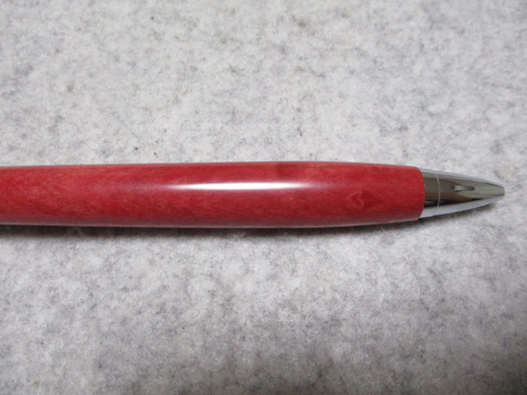 ピンクアイボリー　リップマーク　「桃色の象牙」　ガラスコート仕上げ　木軸ボールペン(シャープペンシル)　希少材  　 8枚目の画像