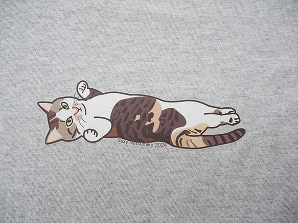 new猫半袖Tシャツ灰色/セクシー三毛2 2枚目の画像