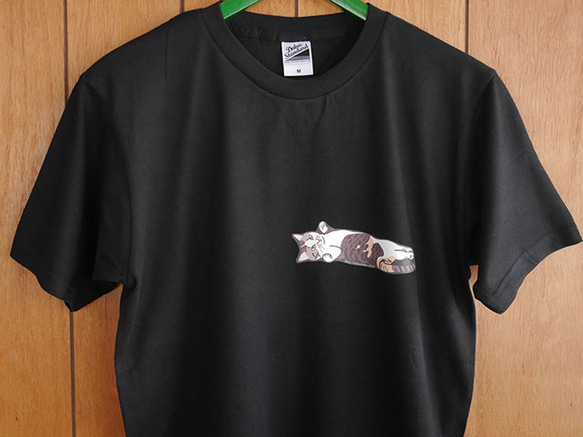 new猫半袖Tシャツ黒/セクシー三毛2 1枚目の画像
