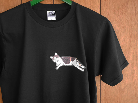 new猫半袖Tシャツ黒/セクシー三毛1 1枚目の画像