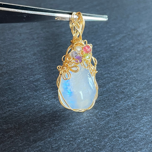 m様 ペリステライト 